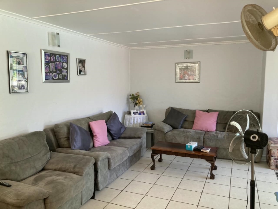 4 Bedroom Property for Sale in Amalinda Eastern Cape